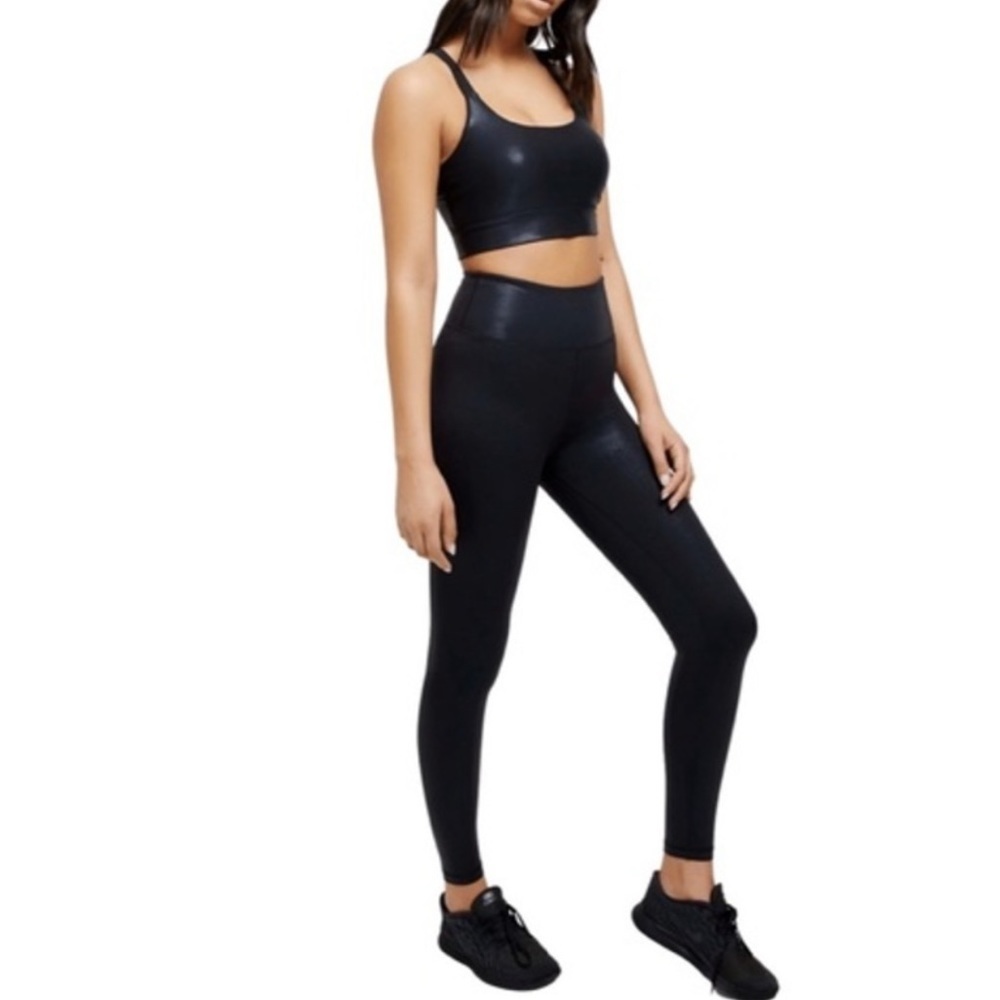 ALLFENIX SET Liquid Black Sports Bra and Leggings Size X-small
